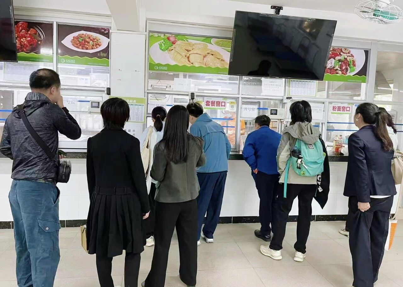 用心办“食”事，“膳”新护健康——白云山光华制药早餐服务暖心上线